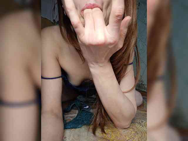 Your-Peachy-Dream webcam