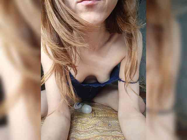 Your-Peachy-Dream Sex Cam Show