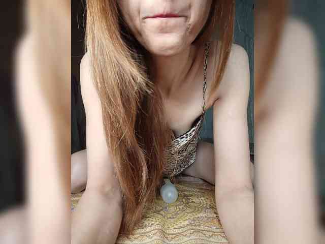 Your-Peachy-Dream webcam
