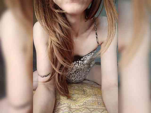 Your-Peachy-Dream webcam