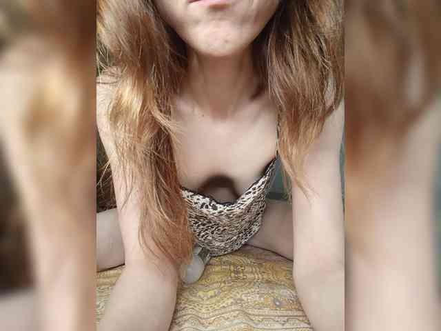 Your-Peachy-Dream Sex Cam Show