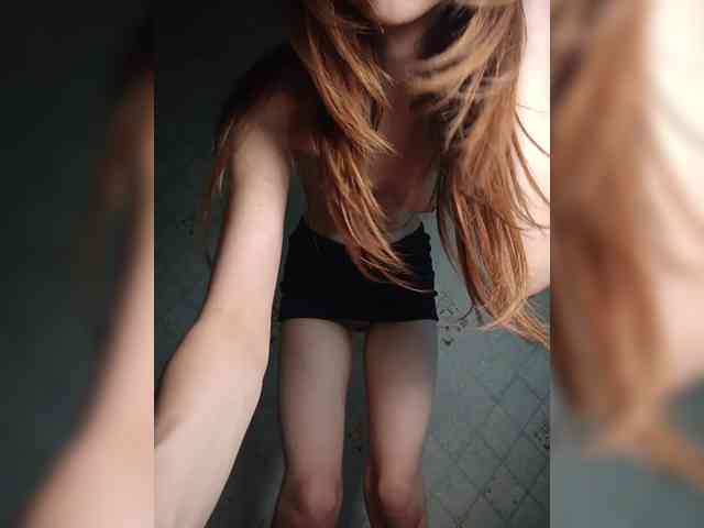 Your-Peachy-Dream webcam