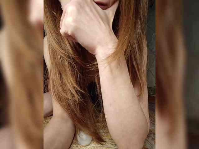 Your-Peachy-Dream webcam