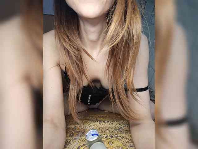 Your-Peachy-Dream webcam