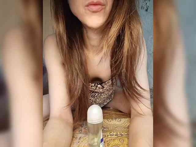 Your-Peachy-Dream webcam