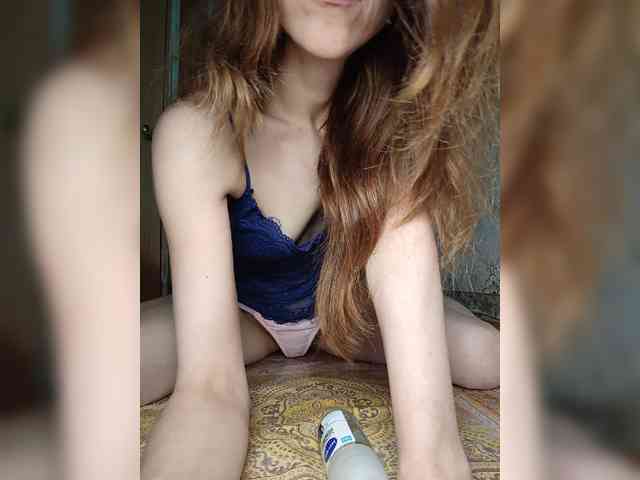 Your-Peachy-Dream webcam