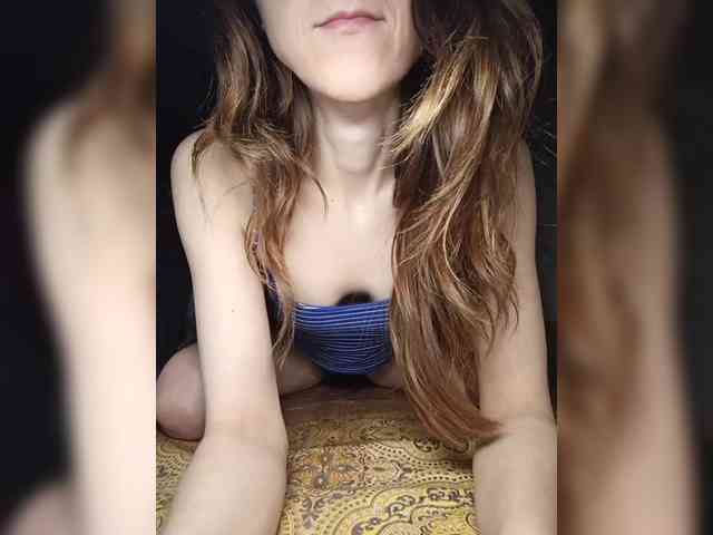 Your-Peachy-Dream webcam