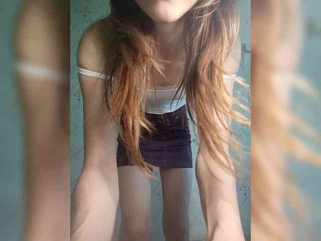 Your-Peachy-Dream webcam
