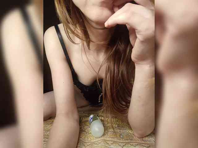 Your-Peachy-Dream webcam
