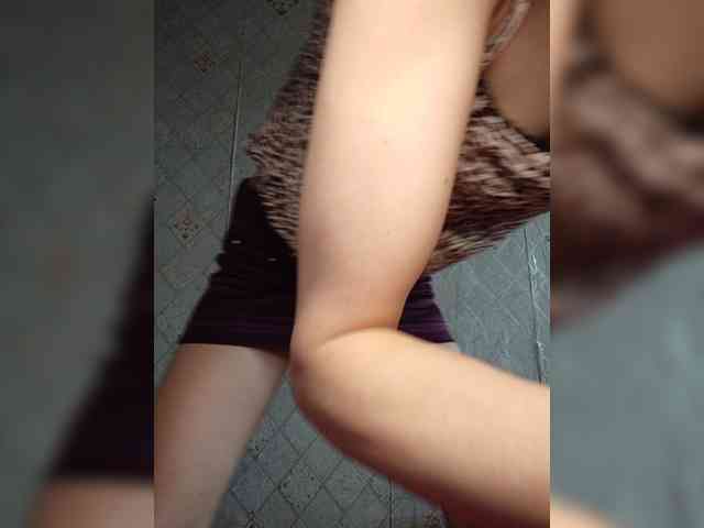 Your-Peachy-Dream webcam