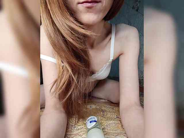 Your-Peachy-Dream webcam