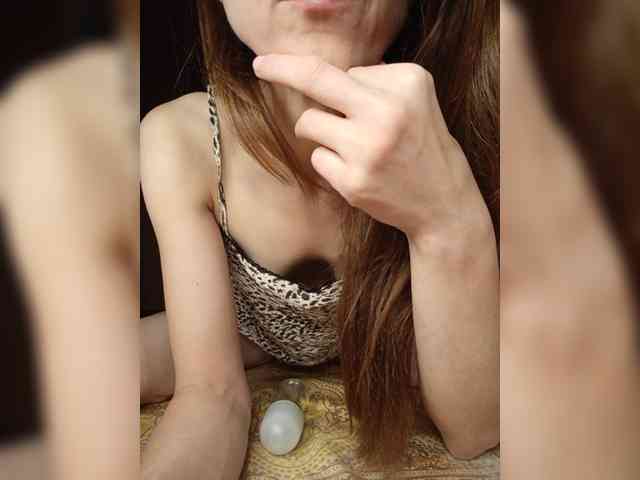 Your-Peachy-Dream webcam
