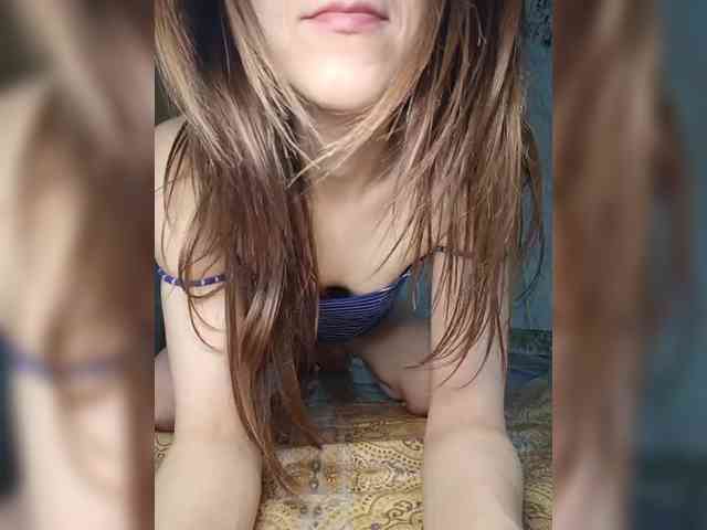 Your-Peachy-Dream webcam