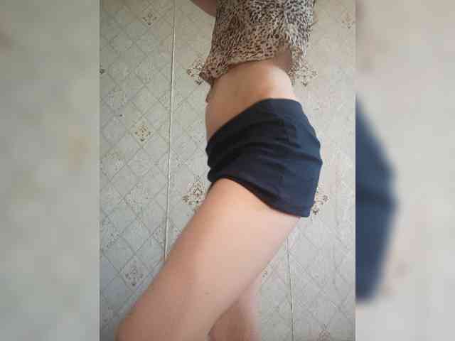 Your-Peachy-Dream webcam
