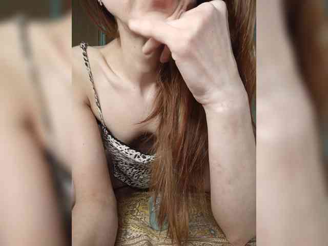 Your-Peachy-Dream webcam