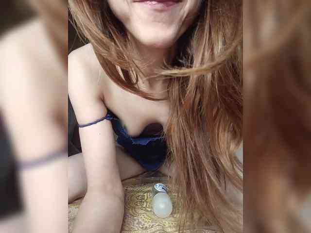 Your-Peachy-Dream webcam