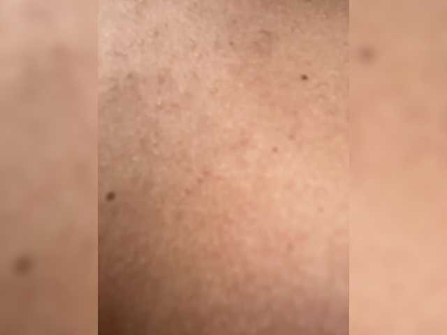 EmilyLeah live cam on BongaCams
