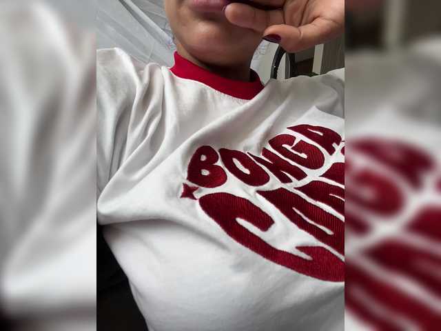 EmilyLeah live cam on BongaCams