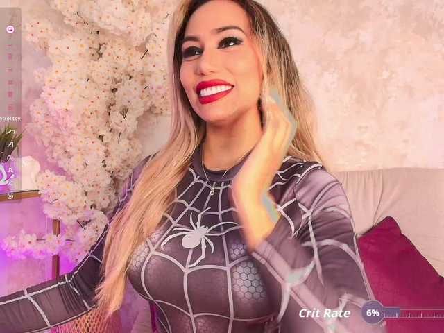 EmilyLeah live cam on BongaCams