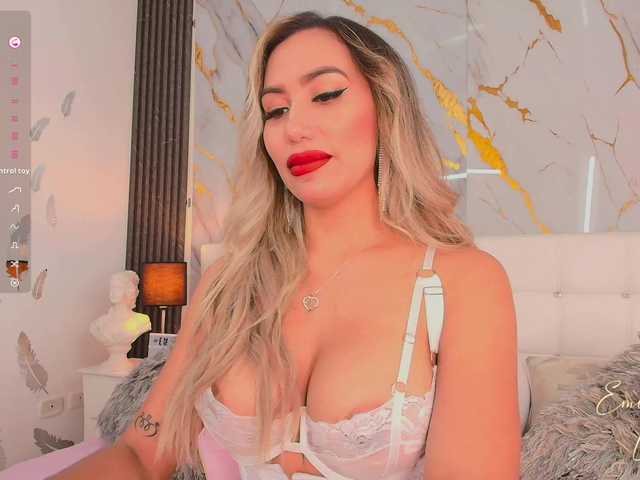 EmilyLeah webcam