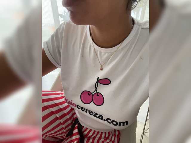EmilyLeah live webcam show