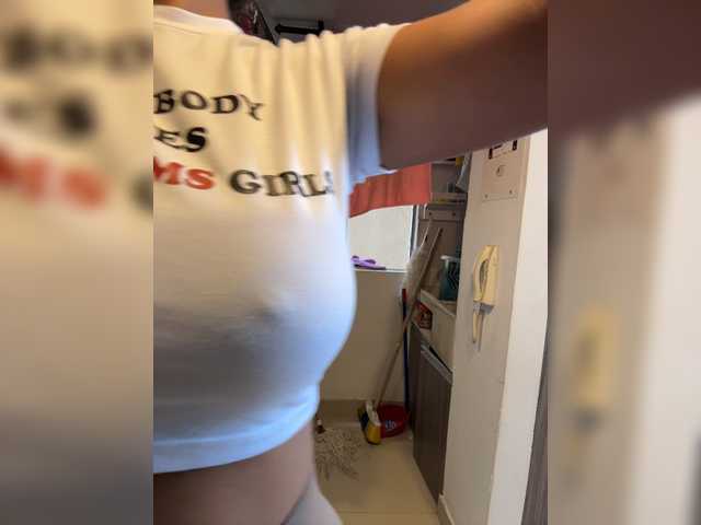 EmilyLeah live cam