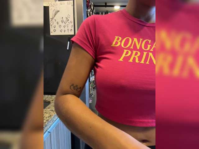 EmilyLeah live cam on BongaCams
