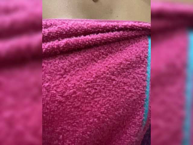 EmilyLeah live cam on BongaCams