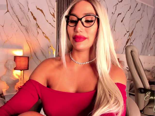 EmilyLeah live webcam show