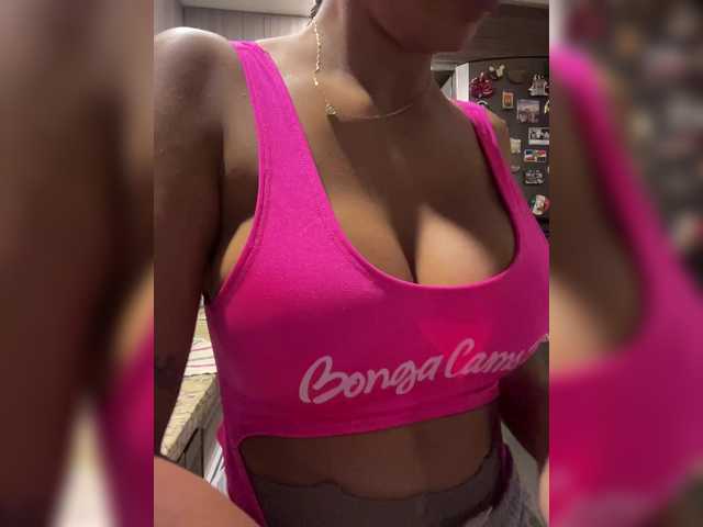 EmilyLeah live cam