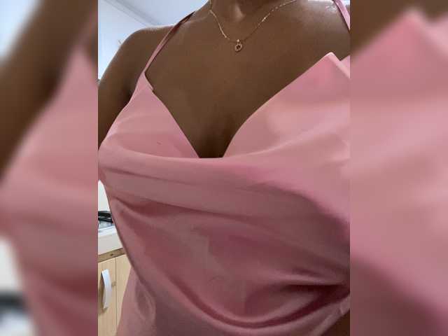 EmilyLeah live webcam show