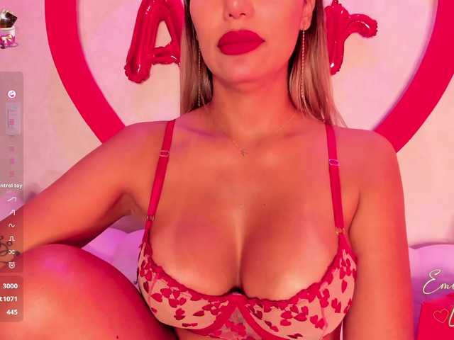 EmilyLeah live cam on BongaCams
