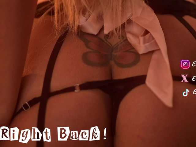 EmilyLeah live cam on BongaCams