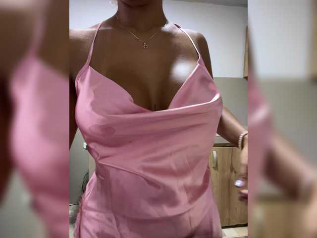 EmilyLeah live webcam show
