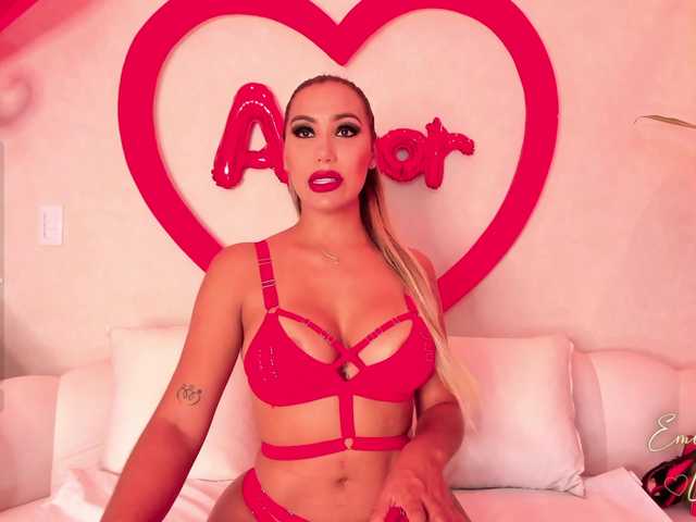 EmilyLeah live cam on BongaCams