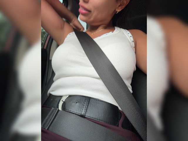 EmilyLeah live cam on BongaCams