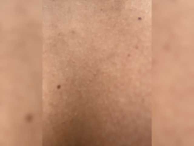 EmilyLeah live cam on BongaCams