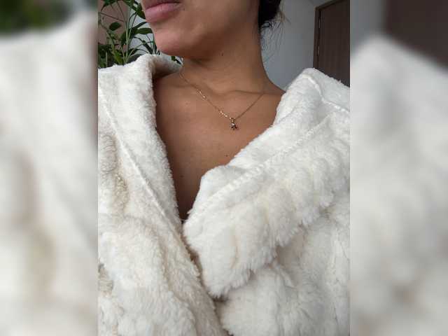 EmilyLeah live cam on BongaCams
