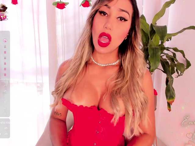 EmilyLeah live cam on BongaCams