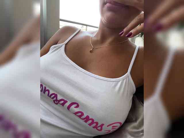 EmilyLeah webcam