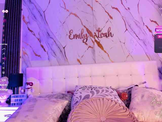 EmilyLeah webcam