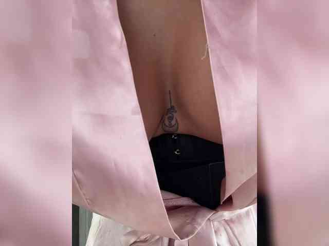 EmilyLeah webcam