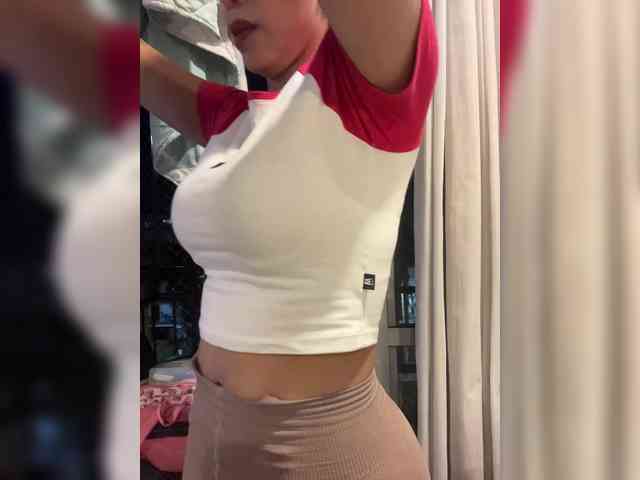 EmilyLeah webcam