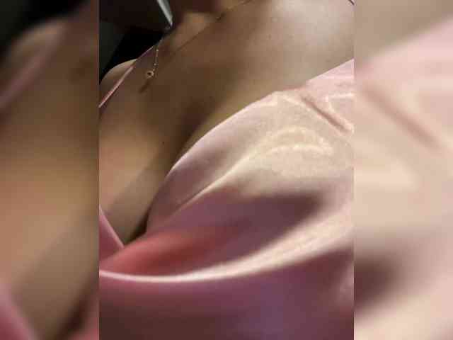 EmilyLeah webcam