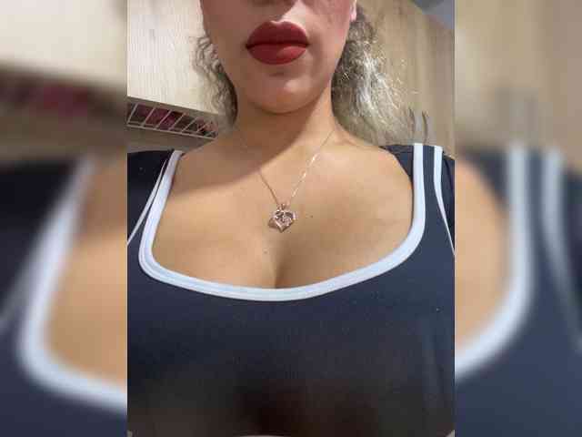 EmilyLeah webcam