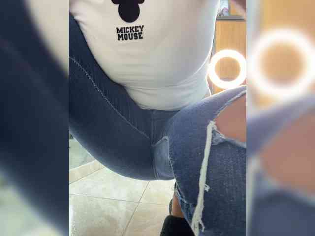 EmilyLeah webcam