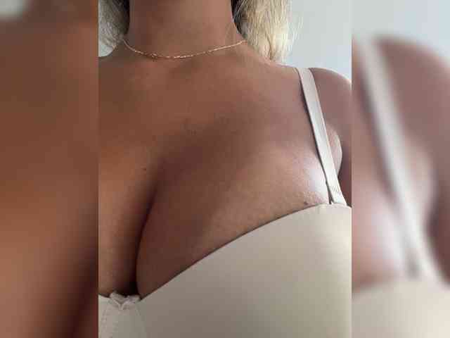 Modèle: EmilyLeah