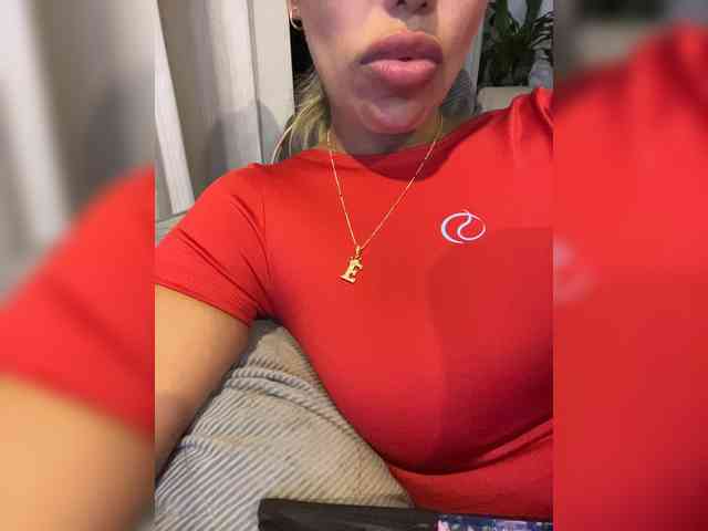 EmilyLeah webcam
