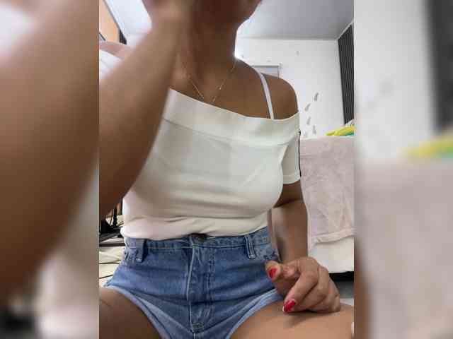 EmilyLeah webcam