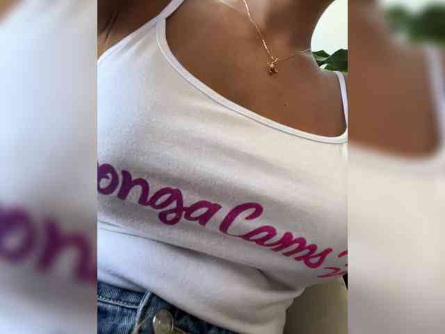 EmilyLeah webcam